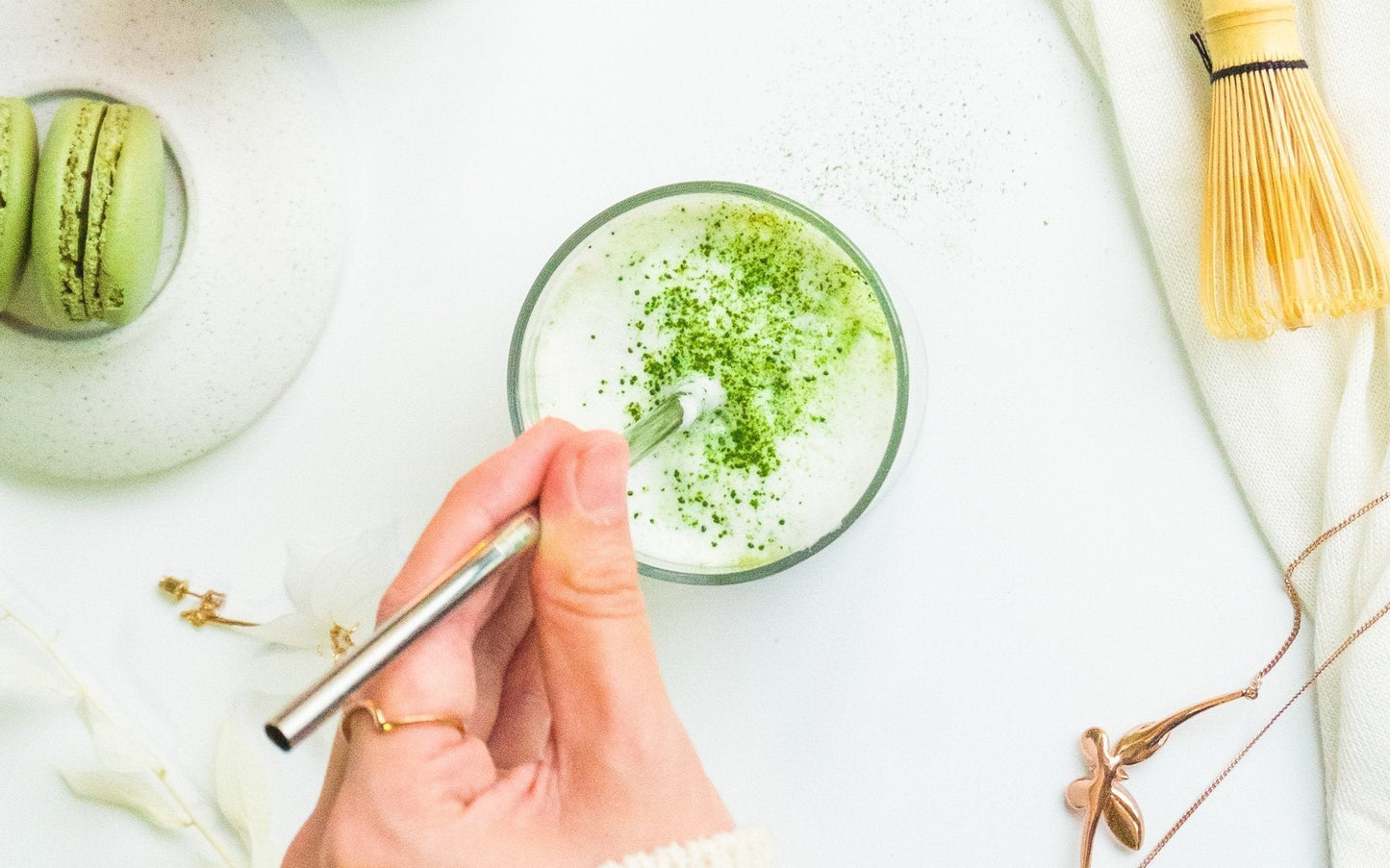 How to Make Matcha Without a Whisk (3 Ways) - Craft Tea Fox